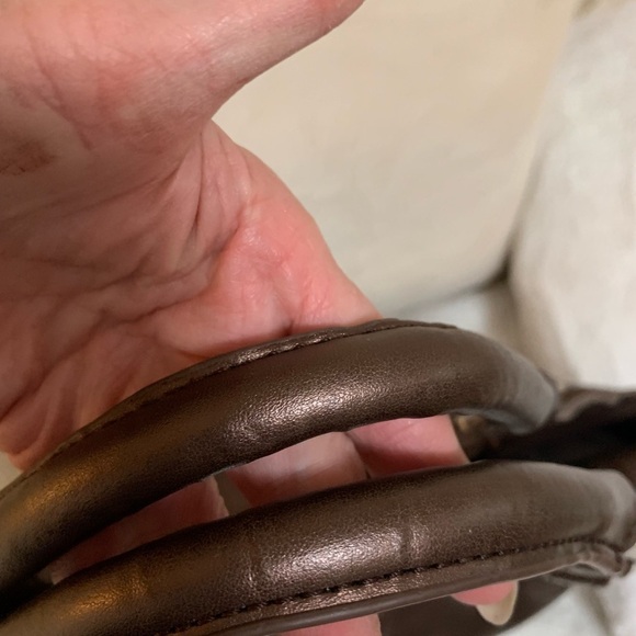 Calvin Klein - Picture 10 of 15